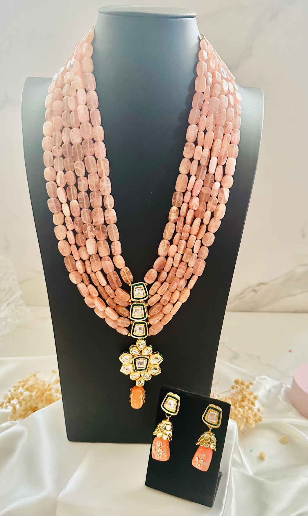 Peach 6-layered stone set