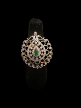 Load image into Gallery viewer, Green diamanté ring
